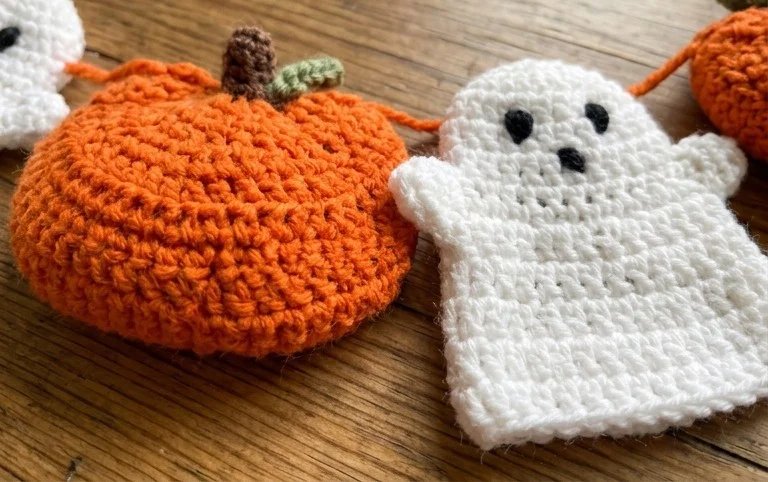 Halloween Crochet Garland Pattern